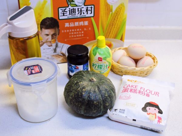 南瓜蓝莓蛋糕卷