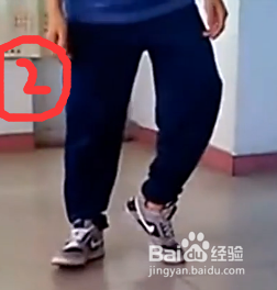 鬼步舞慢动作教程