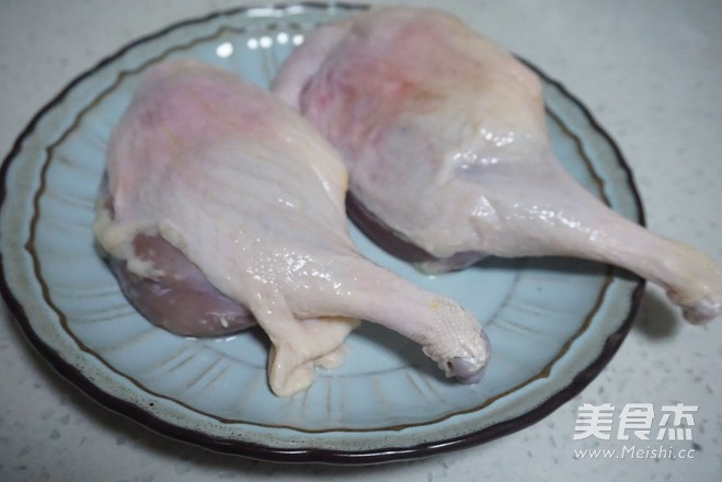 蜜汁烤鸭腿的做法