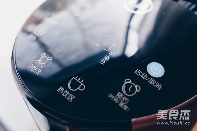 抹茶红豆豆浆冰