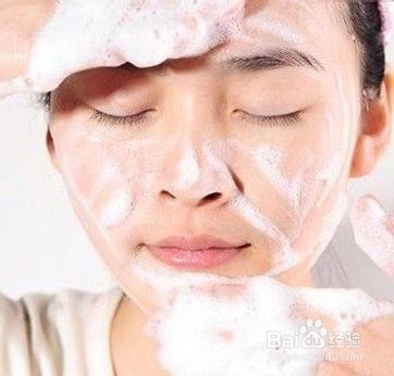 护肤美白吃什么食物比较好