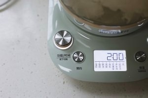 银耳百合雪梨汤的做法