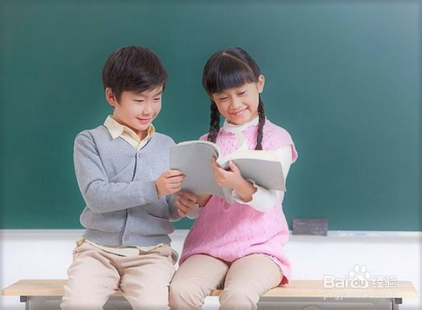 “欢呼着，欢呼着，欢呼着”之类是什么修辞
