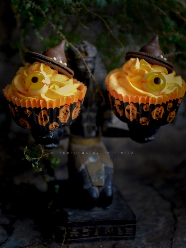 万圣节杯子蛋糕