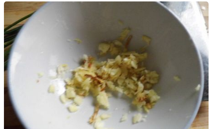 重庆小面的汤是怎么熬制的