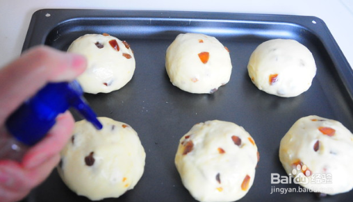 如何制作蜜枣小面包