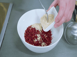 豌豆杂酱面怎么做?