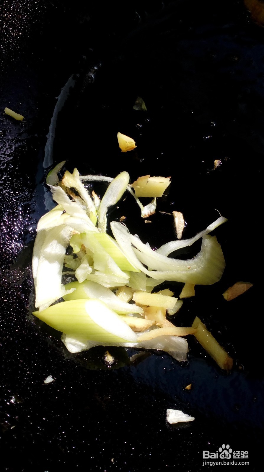 简单的木耳炒鸡蛋