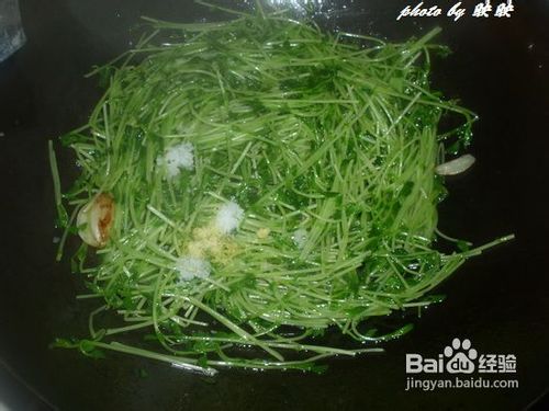 蒜香豆苗