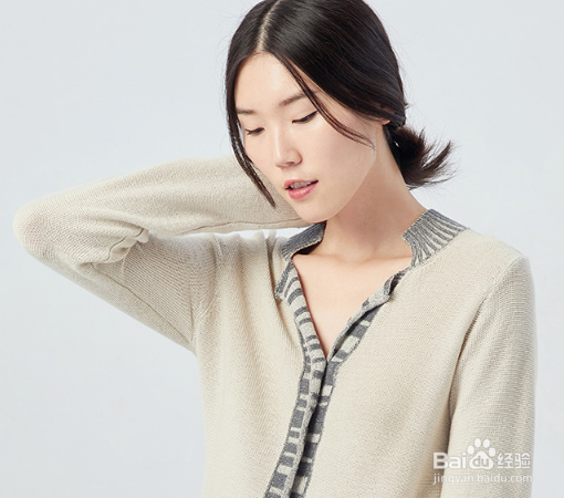 女生肩宽穿什么衣服好看