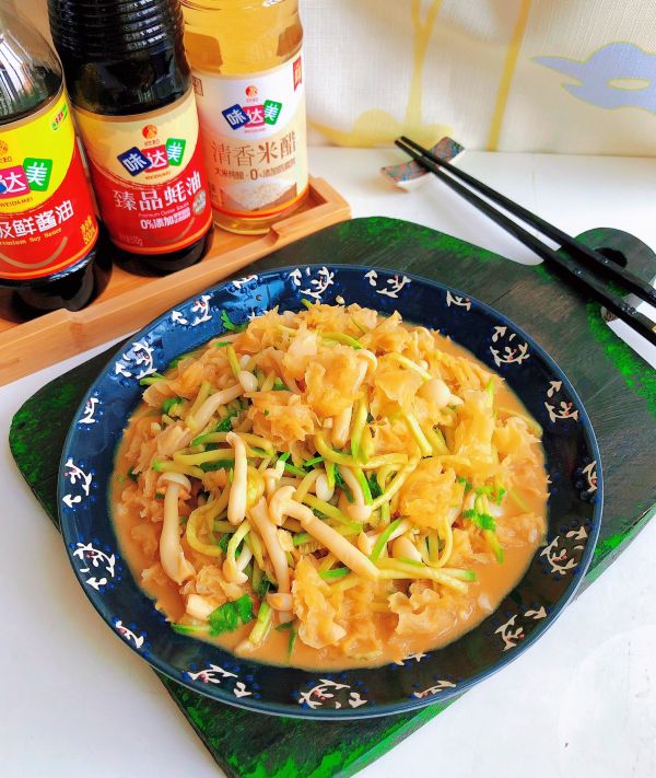 海盐花生银耳杂拌