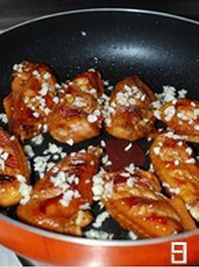 蒜香鸡翅——爱不释手的美味