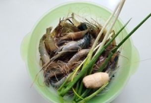 家庭小炒红烧大头虾