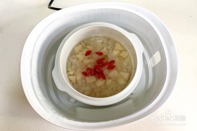 银耳雪梨翠汤
