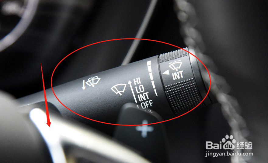 雪佛兰科迈罗汽车雨刮器的使用方法