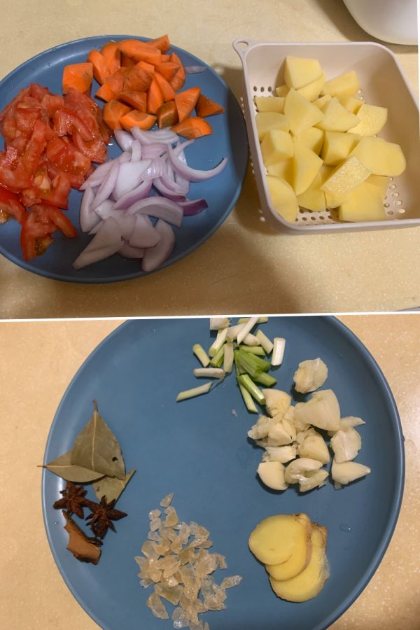 番茄土豆烧牛腩