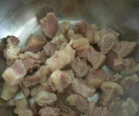 红焖牛肉土豆