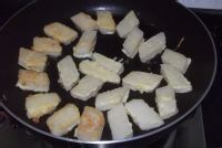 煎糯米水糍的做法