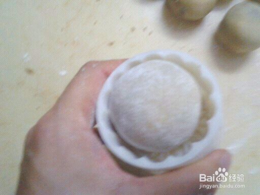 如何自己制作好吃的中秋月饼