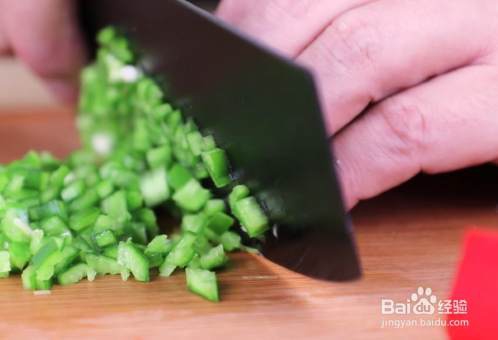 鱼香茄子煲怎么制作味道更好?