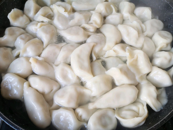 包菜香菇大肉馅饺子