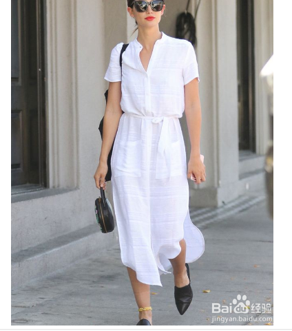 夏季连衣裙的穿搭技巧