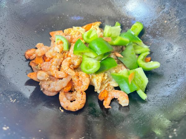 鲜美可口炒虾仁