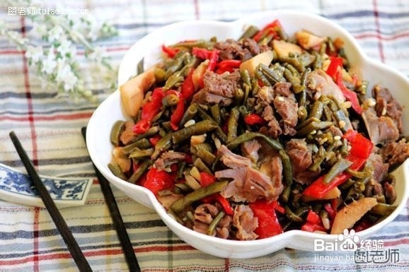 酸辣鸡杂怎么炒 酸辣鸡杂的做法