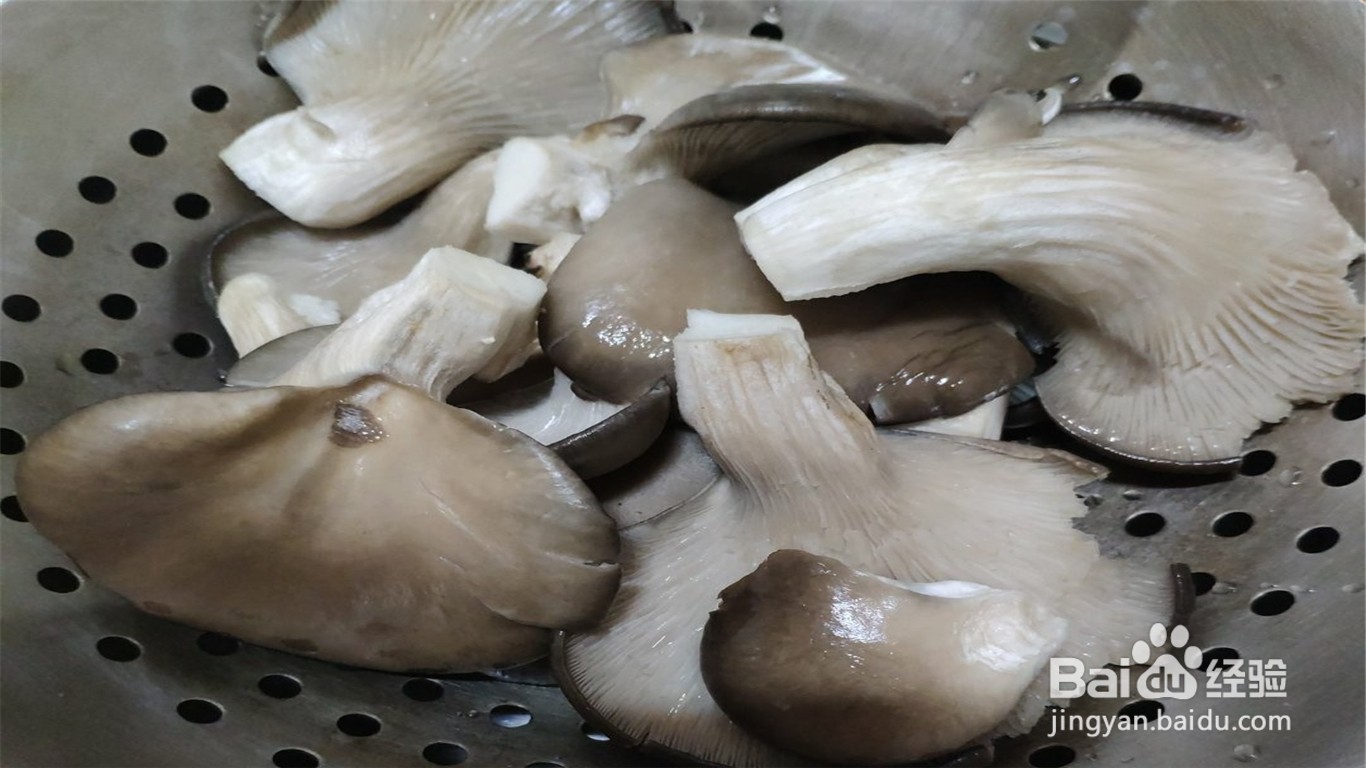 如何制作炸平菇?