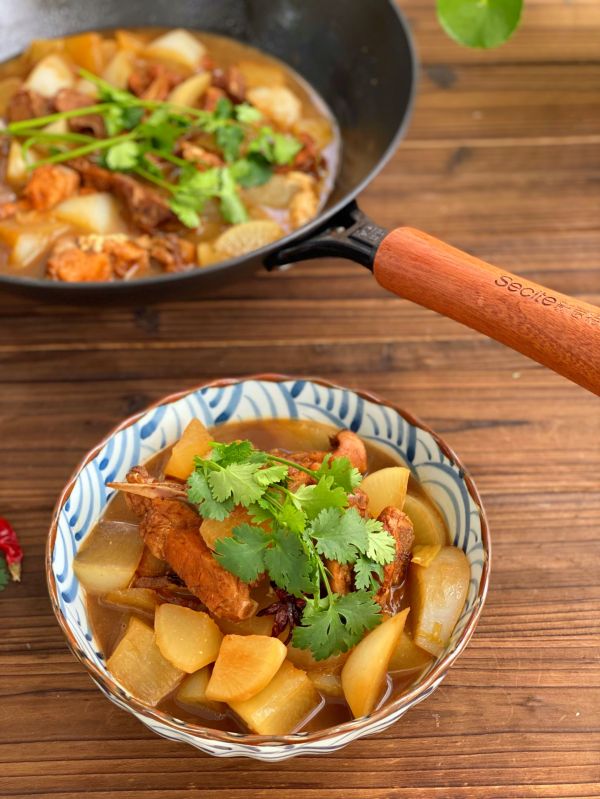 红烧排骨炖萝卜