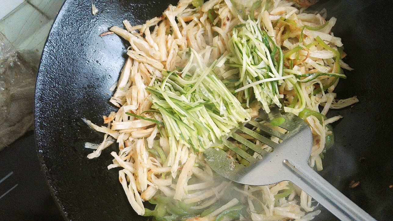 纯素炒饼的做法，教你最简单的办法！