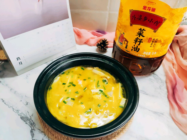 金汤虾仁豆腐羹