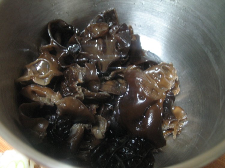 肉丝芹菜的做法 ,下饭必备!