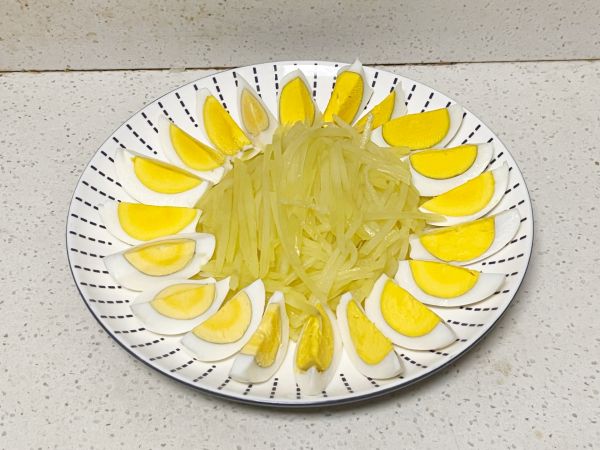 凉拌鸡蛋土豆丝