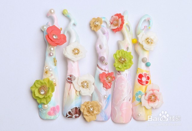 学美甲哪里好？怎么选择美甲学校？