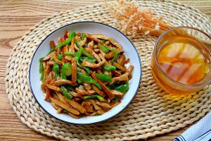 最下饭的香干肉丝