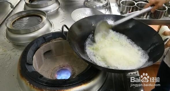 家常易学简单菜之—香辣干煸肉沫四季豆