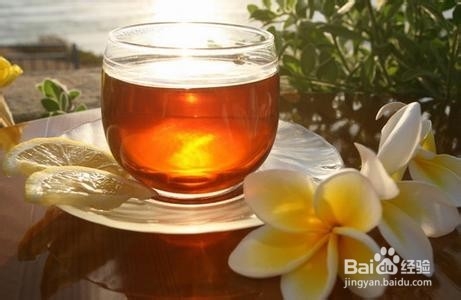 西餐是怎么上餐的呢/一般西餐上餐的餐序