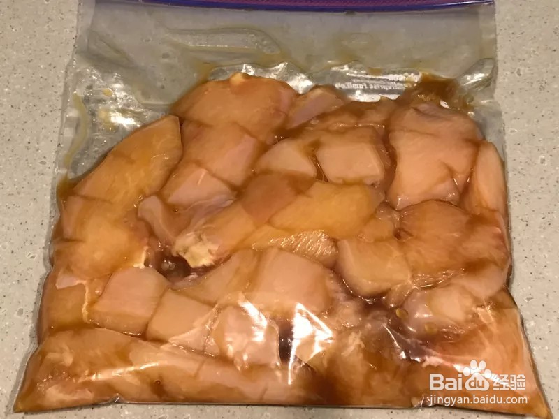 怎样做出家常菜系列之蒜蓉蒸鸡胸肉