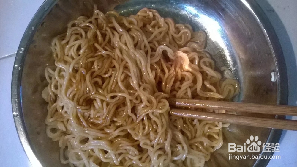 如何煮干拌面,方便面炒面的干拌做法