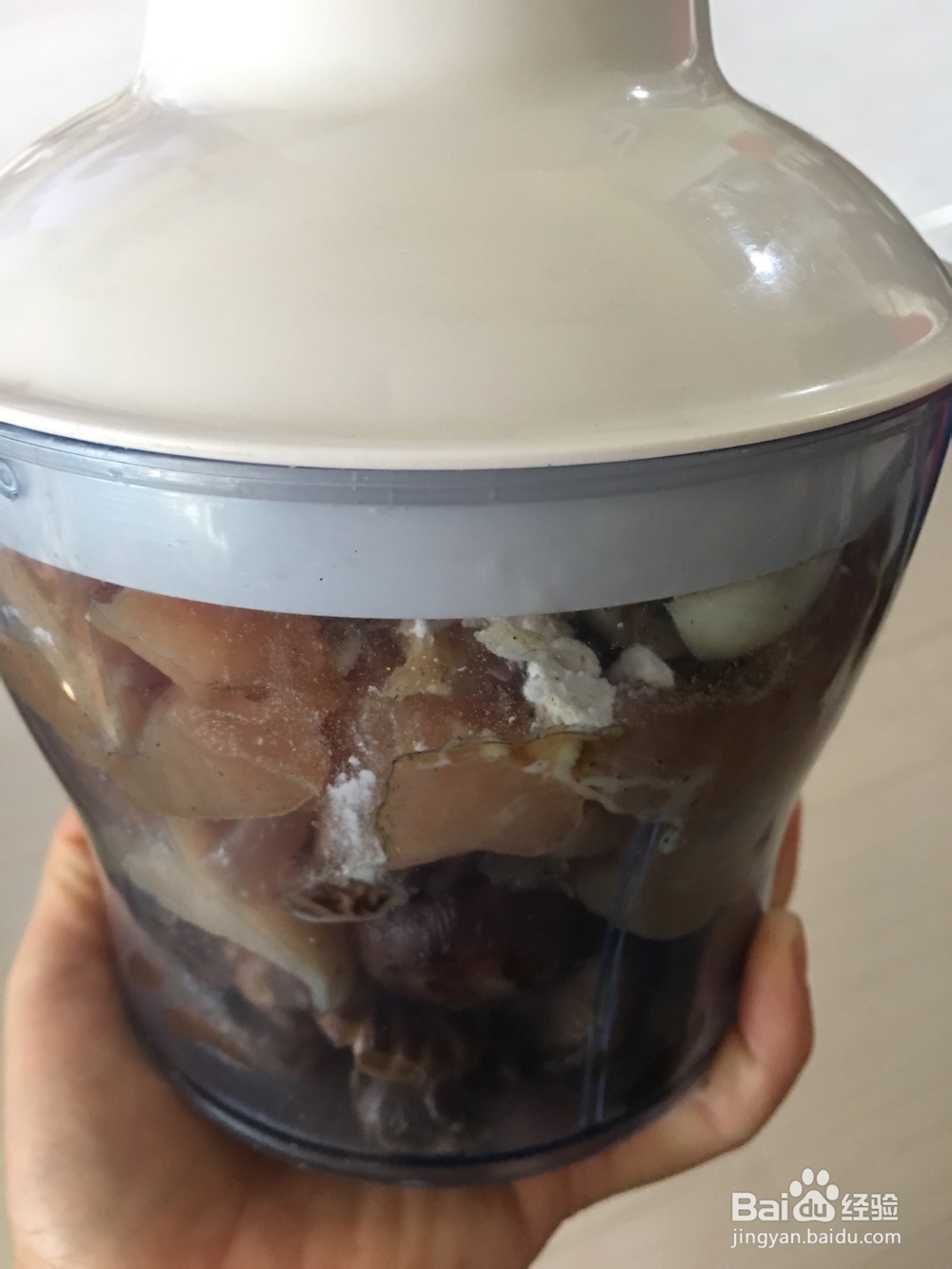 无法抵挡的香菇鸡胸肉饼