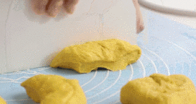 怎样制作美味的咖喱土豆培根小圆面包步骤