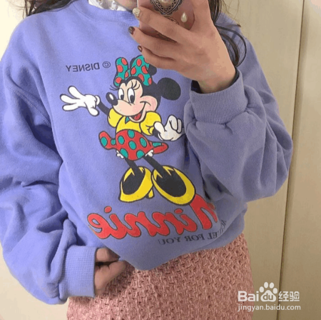 日系古着女孩变可爱的秘密！蕾丝衬衣创意穿搭，春天就该这样穿！