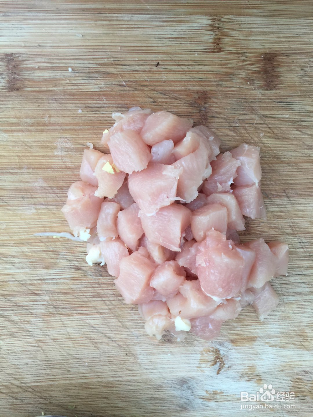 营养美味的爆炒鸡肉块