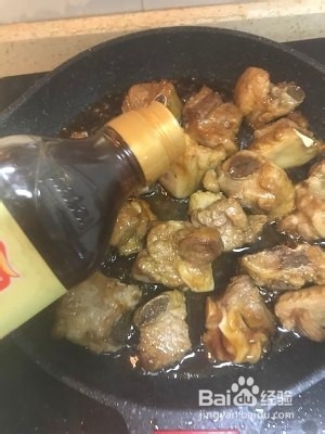 美味的葱烧排骨