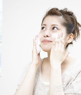 补水小技巧，还你水嫩肌肤