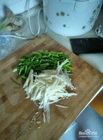 学做东北私房菜芹菜土豆丝