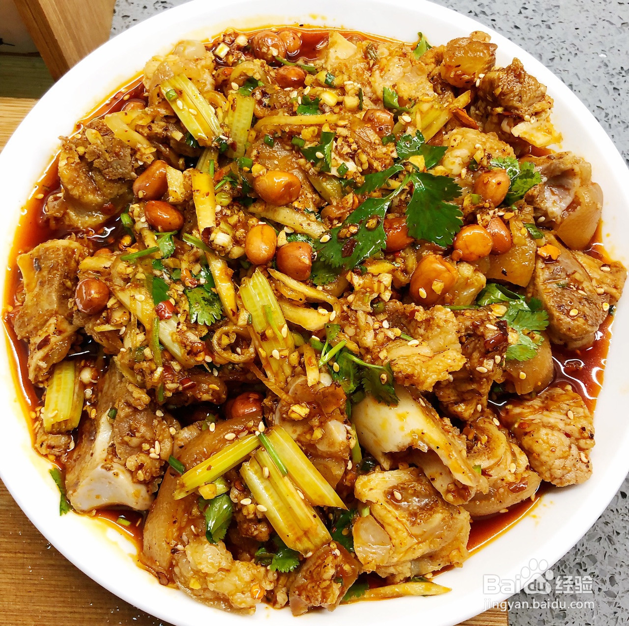 红油猪手的做法