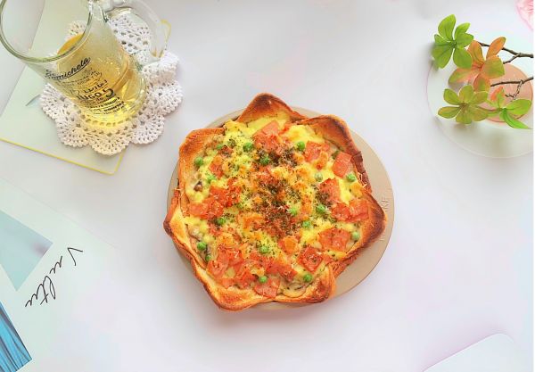 蘑菇白酱培根吐司披萨
