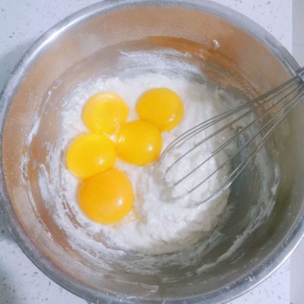 HelloKitty戚风蛋糕